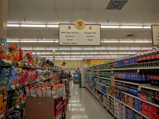 Grocery Store «Hannaford Supermarket», reviews and photos, 33 Ludlow Rd, Houlton, ME 04730, USA