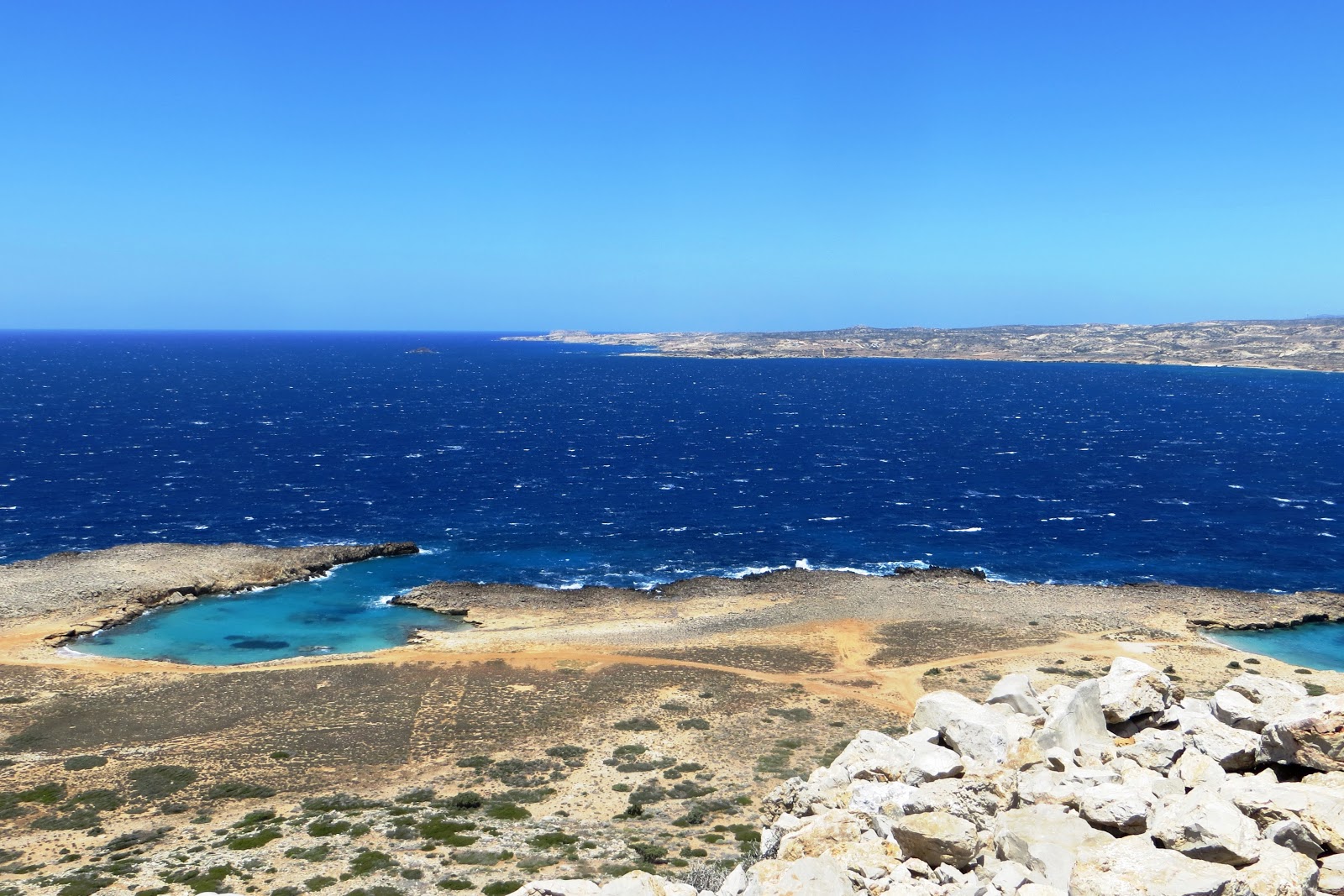 Foto van Exo Elaris beach gelegen in een natuurlijk gebied