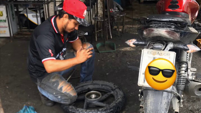 Opiniones de MOTO REPUESTOS REY PISTON en Guayaquil - Tienda de neumáticos