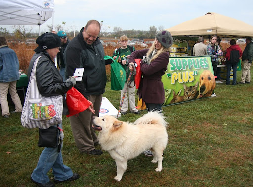 Pet Supply Store «Pet Supplies Plus», reviews and photos, 270 N Bolingbrook Dr, Bolingbrook, IL 60440, USA