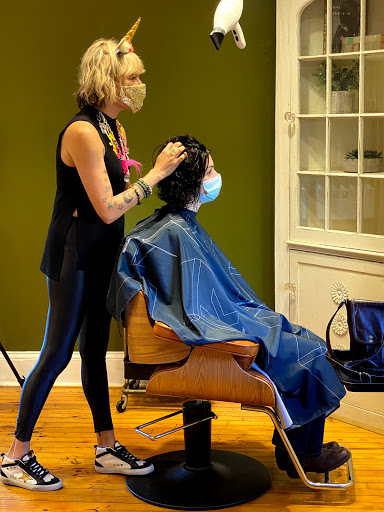 Beauty Salon «Orange Olive Hair Gallery», reviews and photos, 2824 N Davidson St, Charlotte, NC 28205, USA