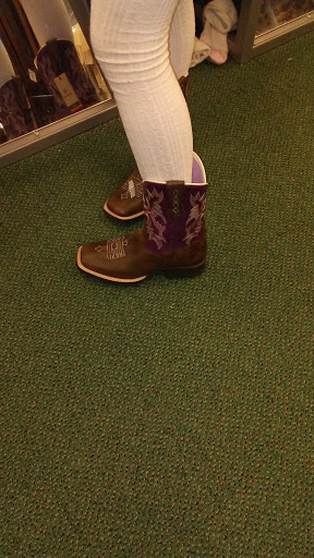 Western Apparel Store «Boot Barn», reviews and photos, 10299 E Stockton Blvd, Elk Grove, CA 95624, USA