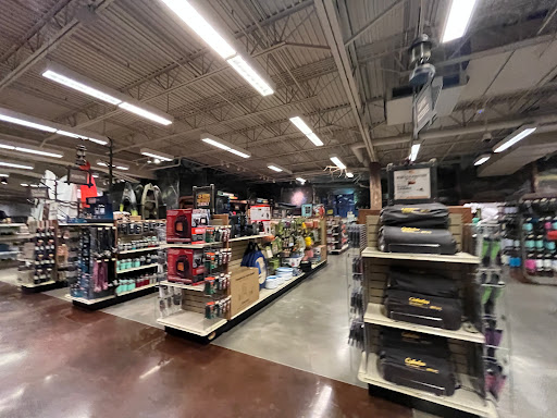 Sporting Goods Store «Bass Pro Shops», reviews and photos, 1000 Basspro Dr, Houston, TX 77047, USA