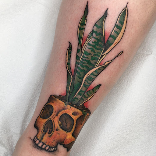 Tattoo Shop «Graceland Tattoo Inc», reviews and photos, 2648 E Main St, Wappingers Falls, NY 12590, USA