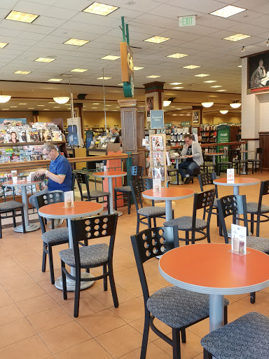Book Store «Barnes & Noble», reviews and photos, 65 E Marketview Dr, Champaign, IL 61820, USA