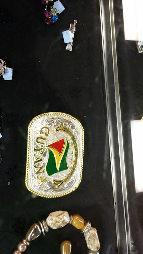 Thrift Store «Discover Goodwill Powers Retail Center», reviews and photos