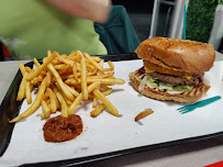 Plats et boissons du Restaurant halal Elya Tacos Burger à Biganos - n°3