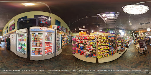 Pet Supply Store «The Urban Pet», reviews and photos, 7515 Beverly Blvd, Los Angeles, CA 90036, USA