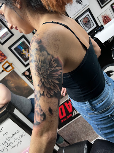 Explore quarter sleeve tattoo ideas for women, creative tattoo ideas in Jefferson, available at Slammin Ink Tattoo