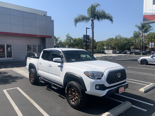 Toyota Dealer «Miller Toyota of Anaheim», reviews and photos, 1331 N Euclid St, Anaheim, CA 92801, USA
