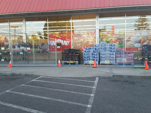Grocery Store «Grocery Outlet Bargain Market», reviews and photos, 878 Molalla Ave, Oregon City, OR 97045, USA