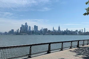 Hoboken Riverside Park image