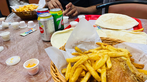 عالم الفروج CHICKEN WORLD , فرع السيل- مثملة 