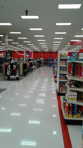 Department Store «Target», reviews and photos, 13301 Gateway Center Dr, Gainesville, VA 20155, USA