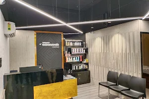 Essensuals Hairdressing by Toni&Guy , Rajapalayam image