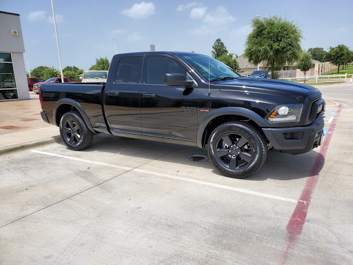 Car Dealer «Mike Brown Chrysler Dodge Jeep», reviews and photos, 4970 E Hwy 377, Granbury, TX 76049, USA