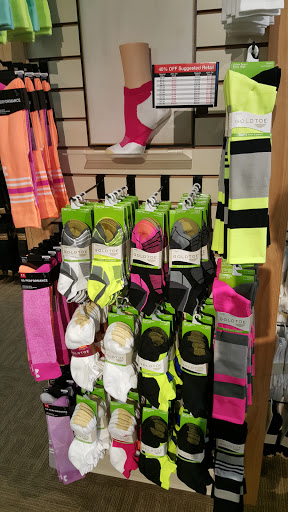 Clothing Store «Forever 21», reviews and photos, 8155 Arroyo Cir #1, Gilroy, CA 95020, USA