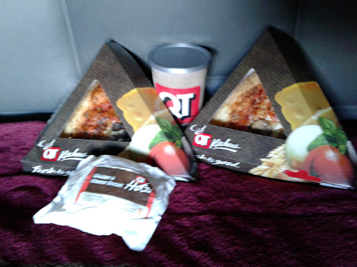 Gas Station «QuikTrip», reviews and photos, 8600 Pleasant Valley Rd, Pleasant Valley, MO 64068, USA