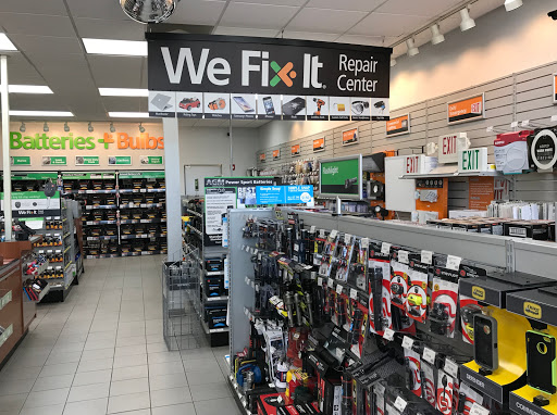 Car Battery Store «Batteries Plus Bulbs», reviews and photos, 5260 Northwest Hwy, Crystal Lake, IL 60014, USA