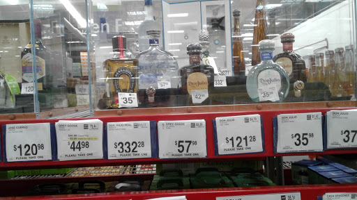 Movie Theater «AMC Showplace Cicero 14», reviews and photos, 4779 W Cermak Rd, Cicero, IL 60804, USA