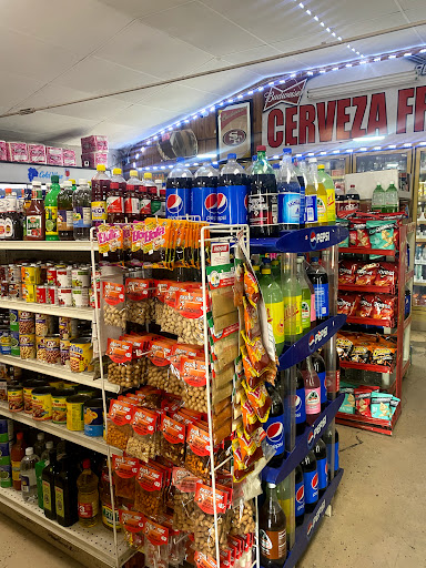 Grocery Store «Parkview Market», reviews and photos, 515 S Cardinal Ave, Stockton, CA 95215, USA