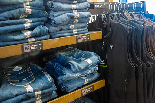 Tack Shop «Green Mountain Horse & Tack», reviews and photos, 1327 Sharon Copley Rd, Wadsworth, OH 44281, USA