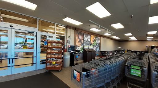 Grocery Store «Cub Foods», reviews and photos, 585 Northtown Dr NE, Blaine, MN 55434, USA