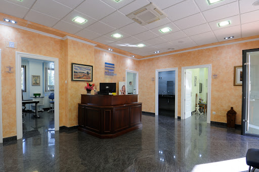 Clínica Dental Dr. José Antonio Gómez en Almazán, Soria
