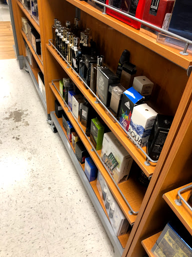 Department Store «T.J. Maxx», reviews and photos, 9106 Shops Way, Northborough, MA 01532, USA