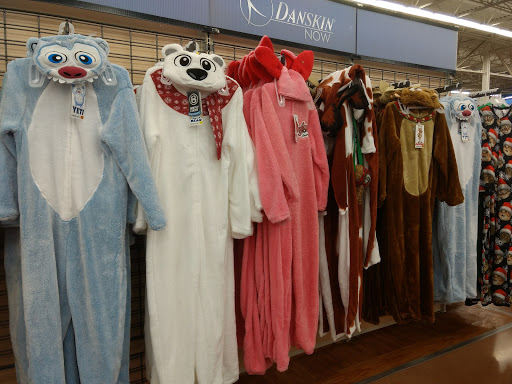 Department Store «Walmart Supercenter», reviews and photos, 14800 Fort Campbell Blvd, Oak Grove, KY 42262, USA