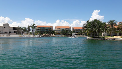 Puerto Aventuras Beach Marina and Golf Resort