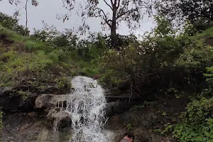 Tavandi Ghat water Falls image