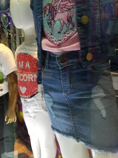 Huguitos Jeans - Galería La Elegida