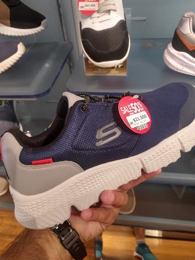 Skechers