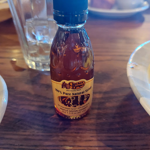 American Restaurant «Cracker Barrel Old Country Store», reviews and photos, 30 Research Dr, Milford, CT 06460, USA