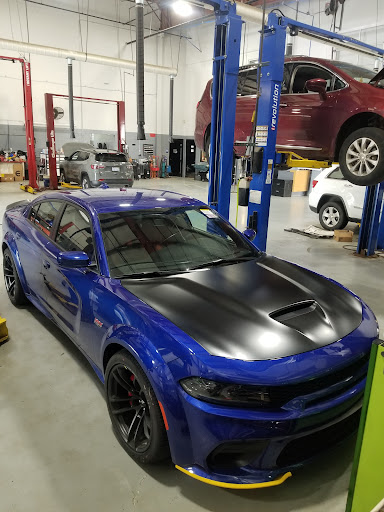 Car Dealer «LaFontaine Chrysler Dodge Jeep Ram of Fenton», reviews and photos, 15123 North Rd, Fenton, MI 48430, USA