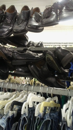 Thrift Store «Village Discount Outlet Store 06», reviews and photos, 2706 165th St, Hammond, IN 46323, USA