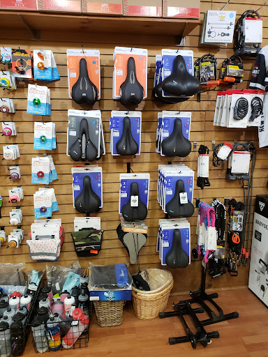 Bicycle Store «Pelham Bicycle Center», reviews and photos, 109 Wolfs Ln, Pelham, NY 10803, USA