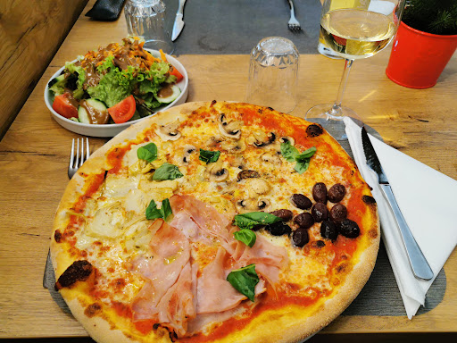 Ristorante Pizzeria Magno Mozartplatz en Salzburg