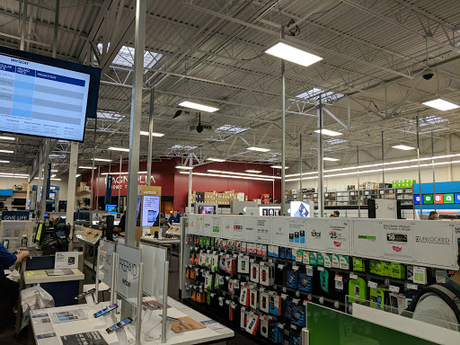 Electronics Store «Best Buy», reviews and photos, 2055 N Tomahawk Island Dr, Portland, OR 97217, USA
