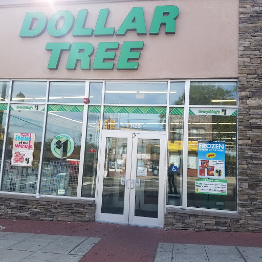 Dollar Tree, 13 Washington Ave, Belleville, NJ 07109, USA, 