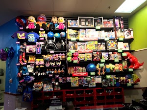 Chuck E. Cheese - photo 4