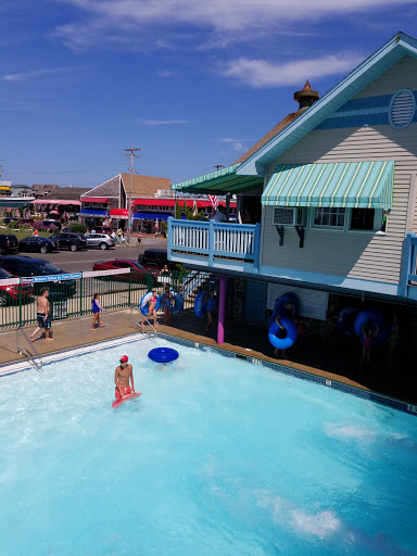 Water Park «Thundering Surf Waterpark», reviews and photos, 300 Taylor Ave, Beach Haven, NJ 08008, USA