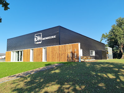 IDM MENUISERIE Montaigu - Ouvertures Portails, Agencement, Charpente, Ossature bois, Bardage à montaigu