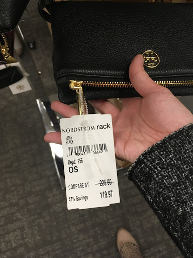 Department Store «Nordstrom Rack», reviews and photos, 17200 Southcenter Pkwy, Tukwila, WA 98188, USA