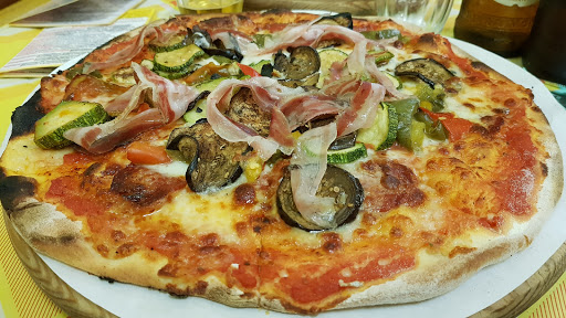 Pizzeria 