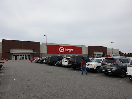 Department Store «Target», reviews and photos, 999 Corporate Dr, Westbury, NY 11590, USA