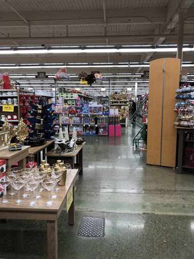 Grocery Store «Fred Meyer», reviews and photos, 7700 SW Beaverton Hillsdale Hwy, Portland, OR 97225, USA