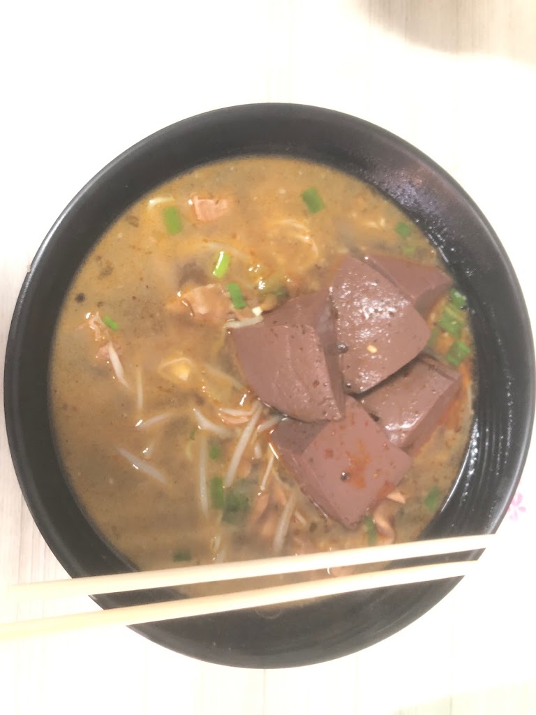 川味麻辣燙滷味（牛肉麵） 的照片
