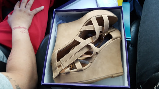 Shoe Store «Shoe Expo Inc», reviews and photos, 6827 Hwy 6 N, Houston, TX 77084, USA